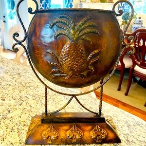 🔥 Pineapple plant decanter